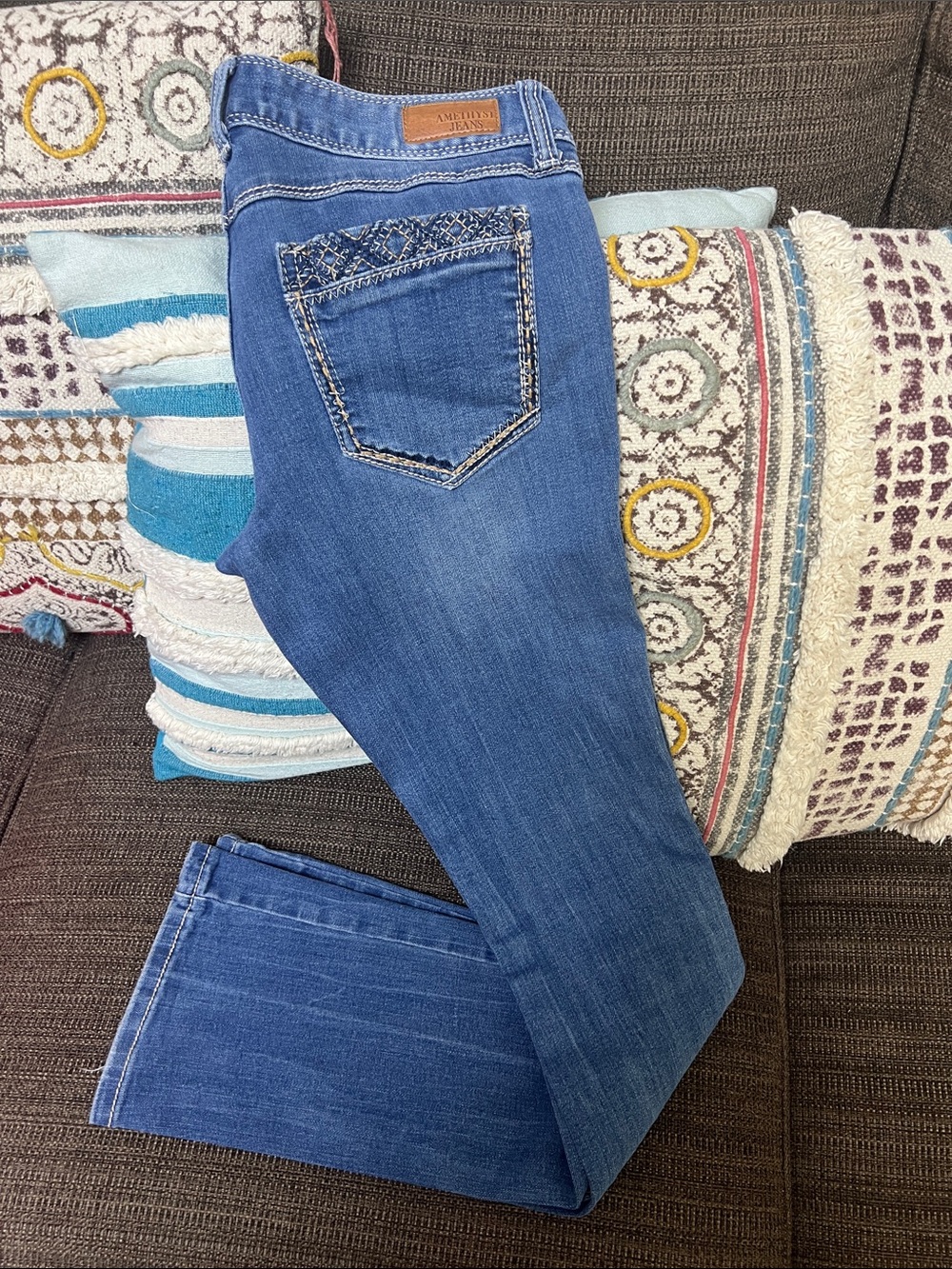 Amethyst Jeans Women's Medium Blue Skinny Stretch Jeans